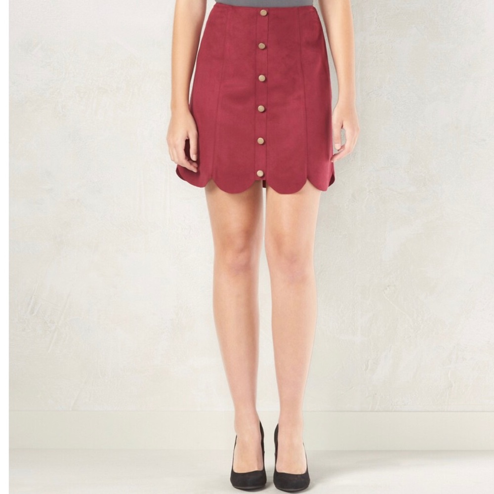 Lauren Conrad Scalloped Faux Suede Skirt Size 14